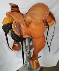 3B saddle with buck rolls